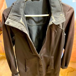 Lululemon, size 6 Rain Coat